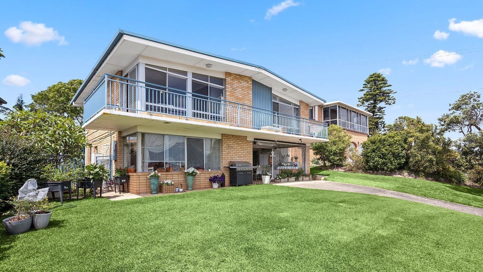 Sold - 9 Lindsay Avenue - New Property in Kiama Downs - Real Estate by Laurie Johnston