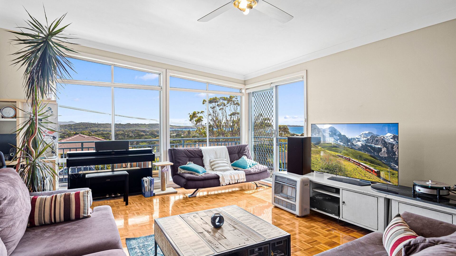 Sold - 9 Lindsay Avenue - New Property in Kiama Downs - Real Estate by Laurie Johnston