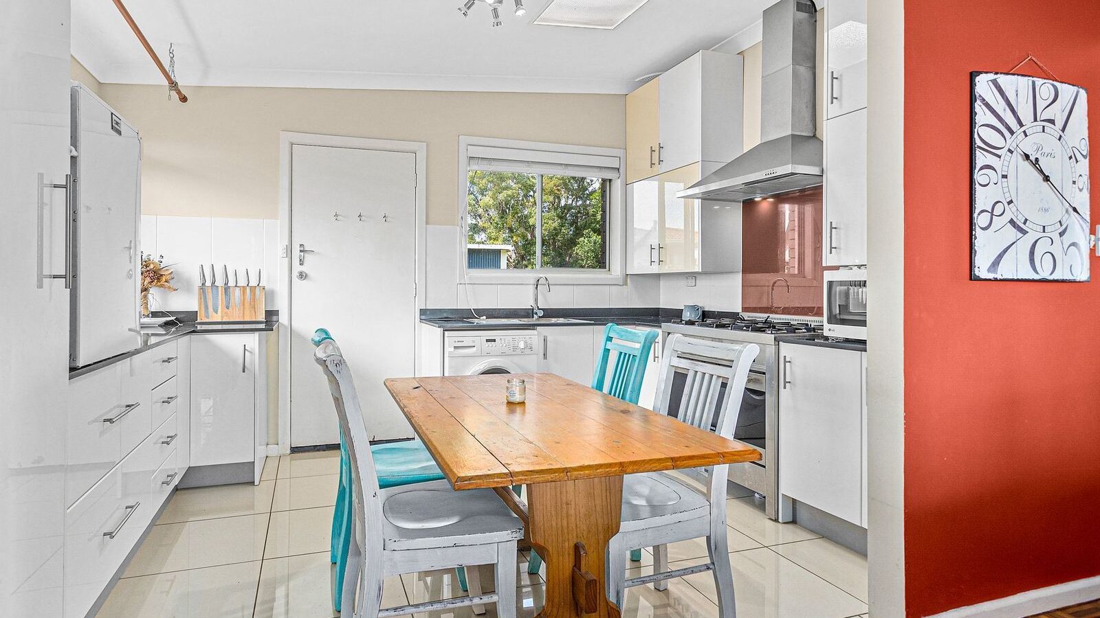Sold - 9 Lindsay Avenue - New Property in Kiama Downs - Real Estate by Laurie Johnston