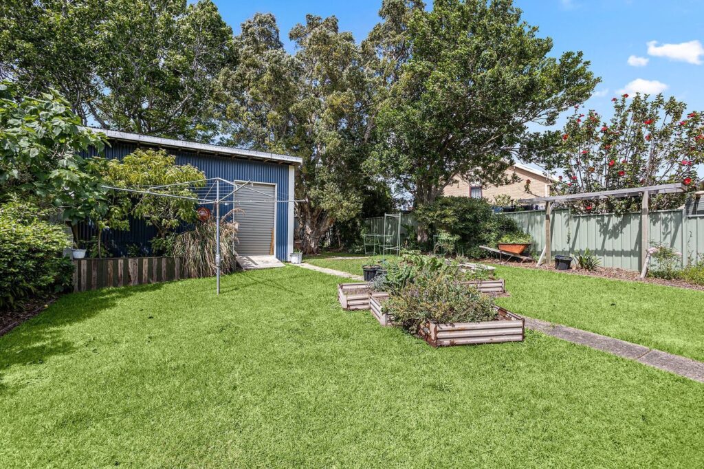 Sold - 9 Lindsay Avenue - New Property in Kiama Downs - Real Estate by Laurie Johnston