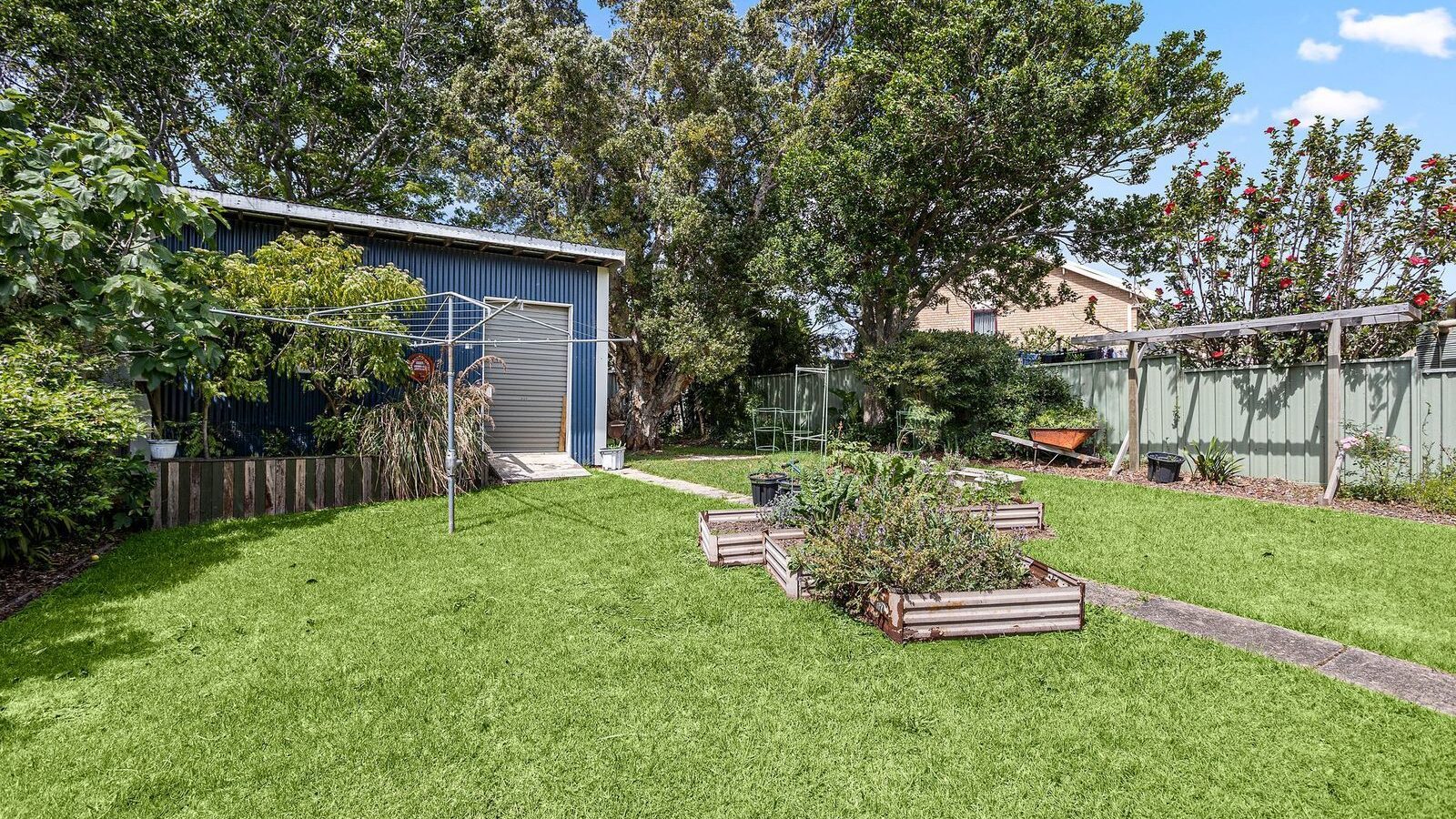 Sold - 9 Lindsay Avenue - New Property in Kiama Downs - Real Estate by Laurie Johnston