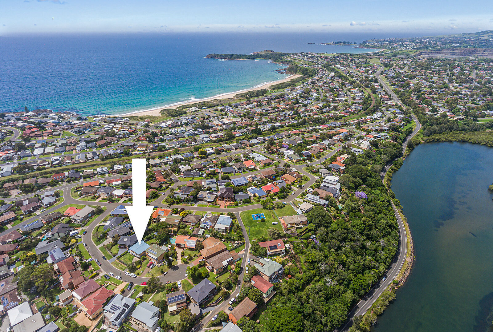 Sold - 9 Lindsay Avenue - New Property in Kiama Downs - Real Estate by Laurie Johnston