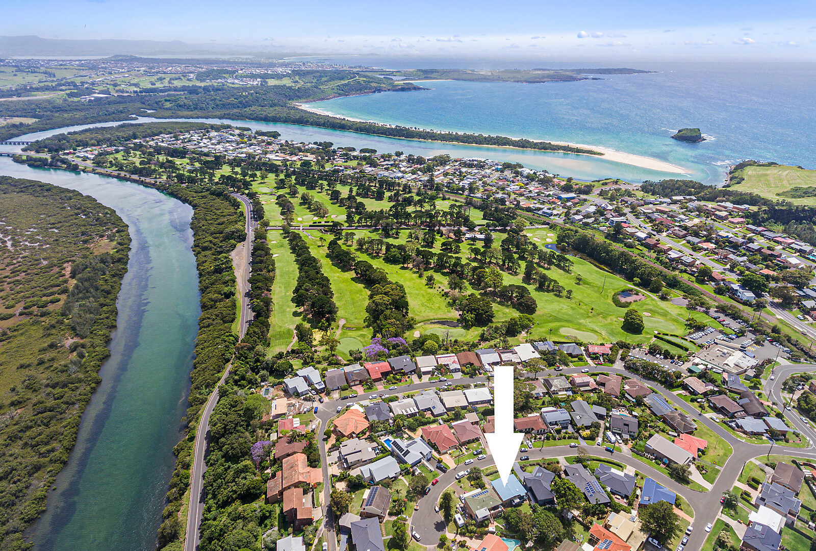 Sold - 9 Lindsay Avenue - New Property in Kiama Downs - Real Estate by Laurie Johnston