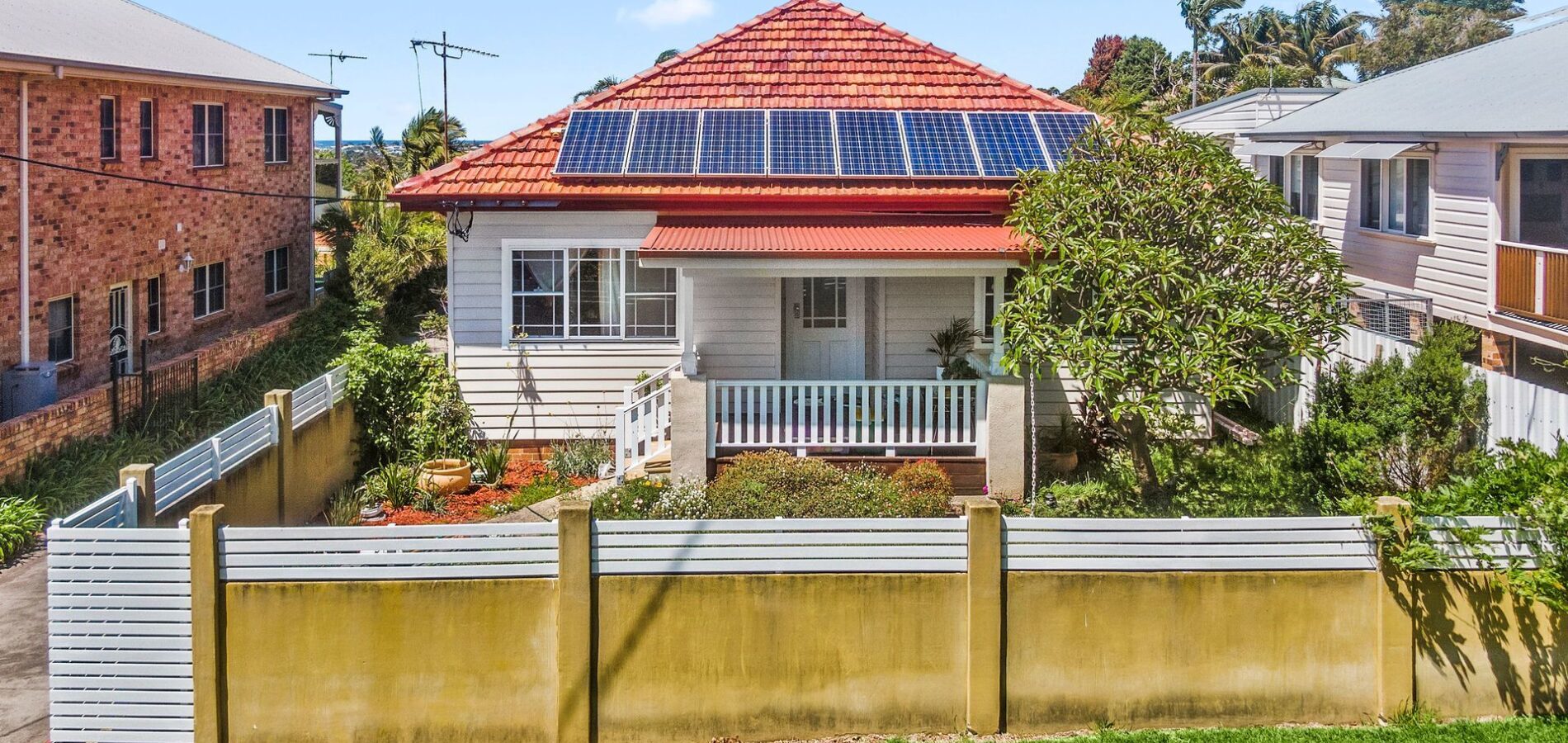 10 The Waves, Thirroul