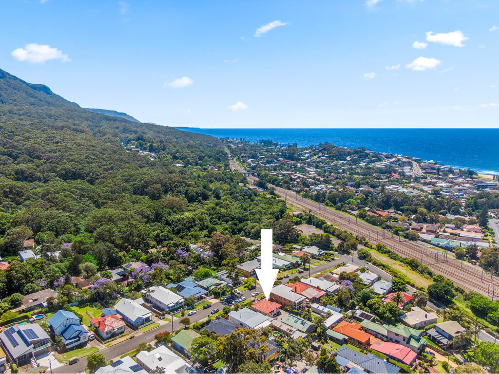 Sold - 10 The Waves - New Property in Thirroul - Real Estate by Laurie Johnston