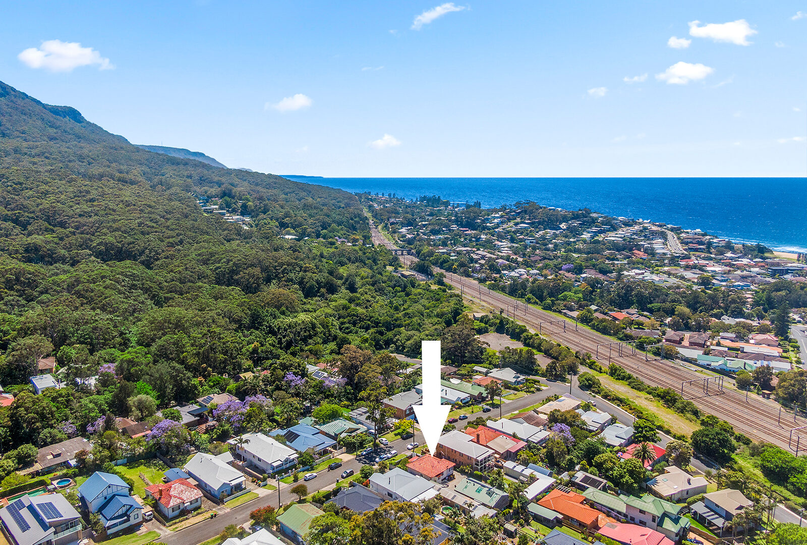 Sold - 10 The Waves - New Property in Thirroul - Real Estate by Laurie Johnston