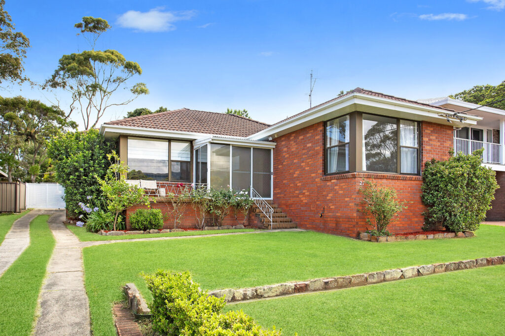 Sold - 21 Hutton Avenue - New Property in Bulli - Real Estate by Vanessa Denison-Pender