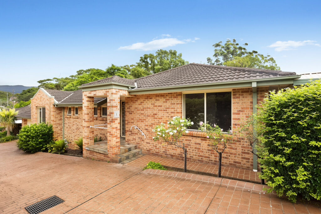Sold - 1/16 Dempster Street - New Property in West Wollongong - Real Estate by Laurie Johnston
