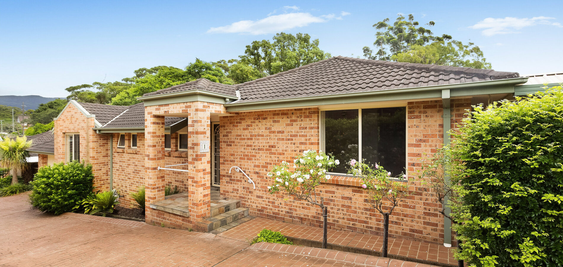 Sold - 1/16 Dempster Street - New Property in West Wollongong - Real Estate by Laurie Johnston