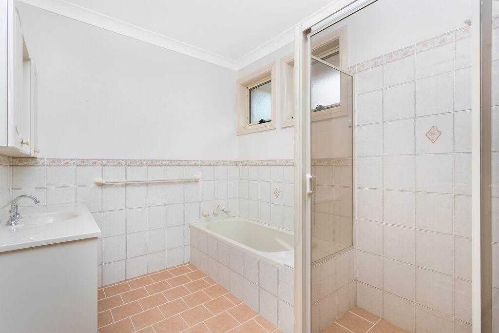 Sold - 1/16 Dempster Street - New Property in West Wollongong - Real Estate by Laurie Johnston
