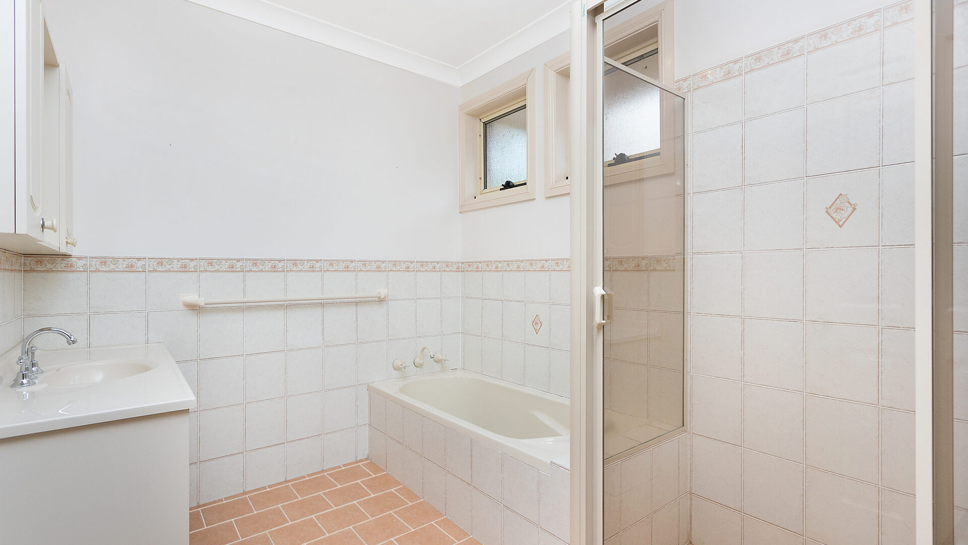 Sold - 1/16 Dempster Street - New Property in West Wollongong - Real Estate by Laurie Johnston