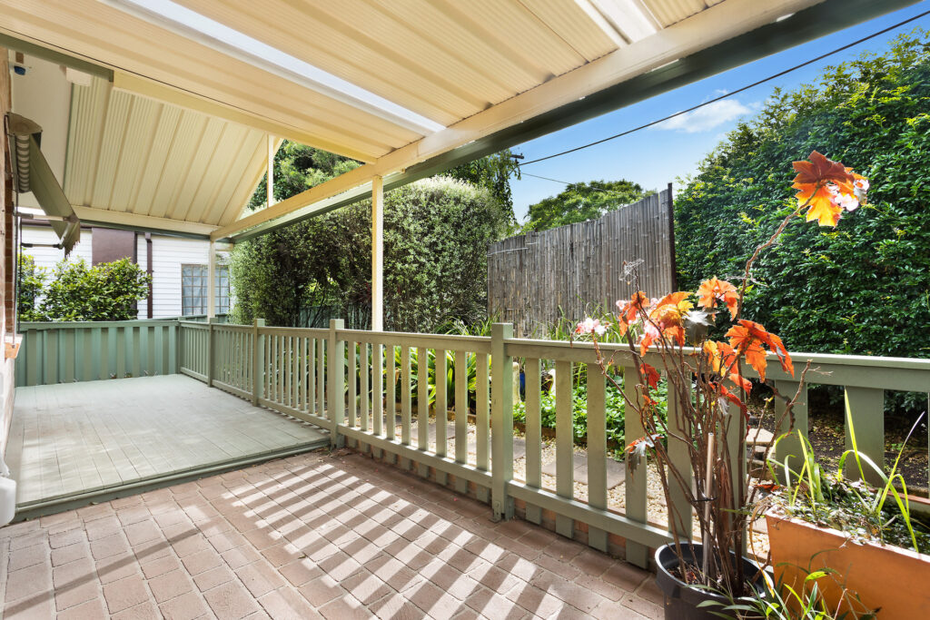 Sold - 1/16 Dempster Street - New Property in West Wollongong - Real Estate by Laurie Johnston