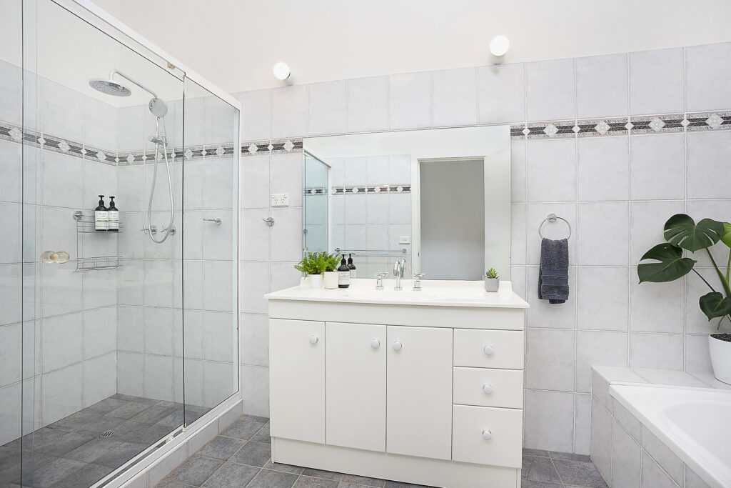 Sold - 53 Lachlan Street - New Property in Thirroul - Real Estate by Vanessa Denison-Pender
