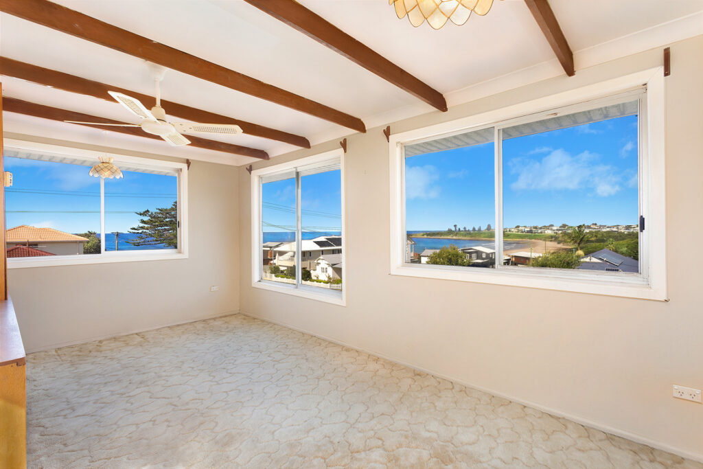 Sold - 10 Woodland Avenue - New Property in Thirroul - Real Estate by Laurie Johnston