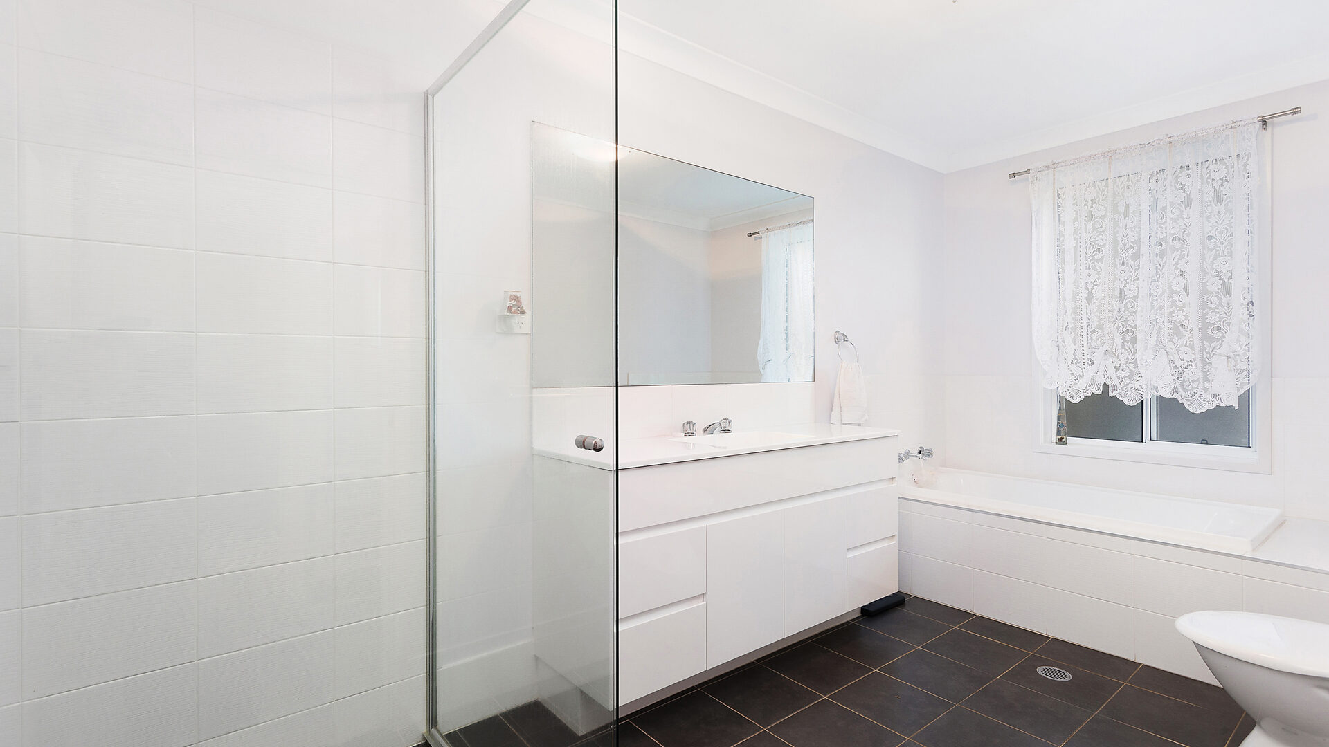 Sold - 49B Popes Road - New Property in Woonona - Real Estate by Laurie Johnston