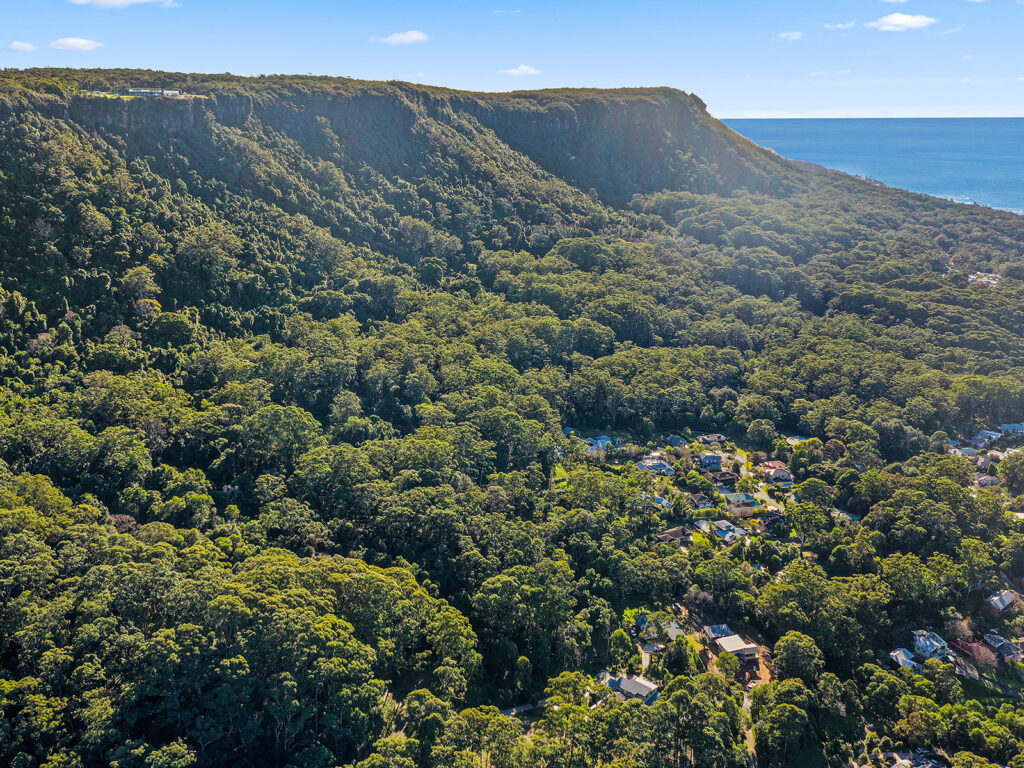 Sold - 81 Armagh Parade - New Property in Thirroul - Real Estate by Laurie Johnston