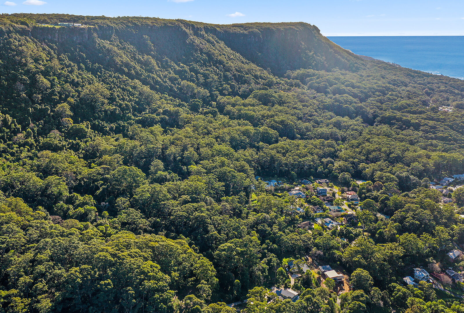 Sold - 81 Armagh Parade - New Property in Thirroul - Real Estate by Laurie Johnston