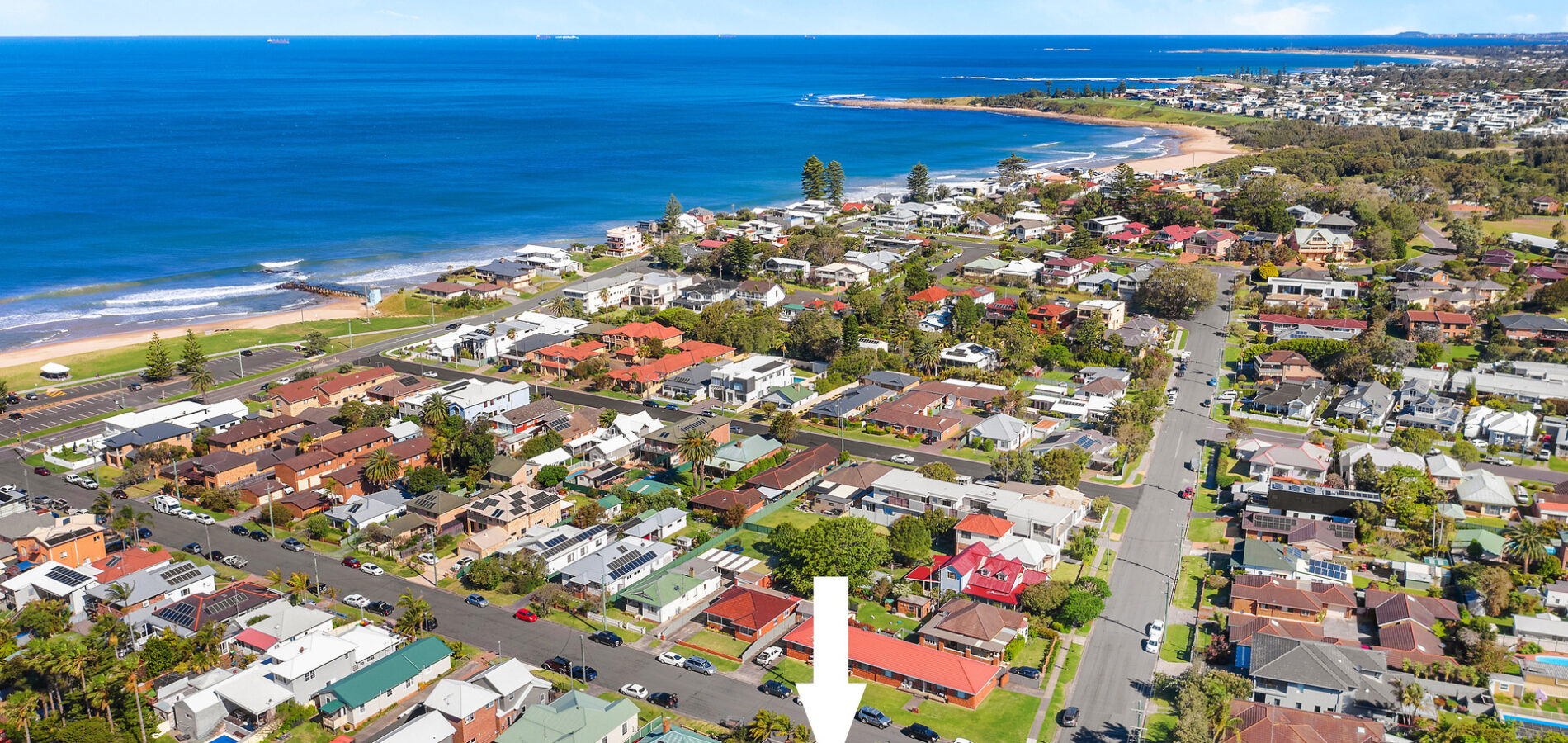 2/11 McCauley Street, Thirroul