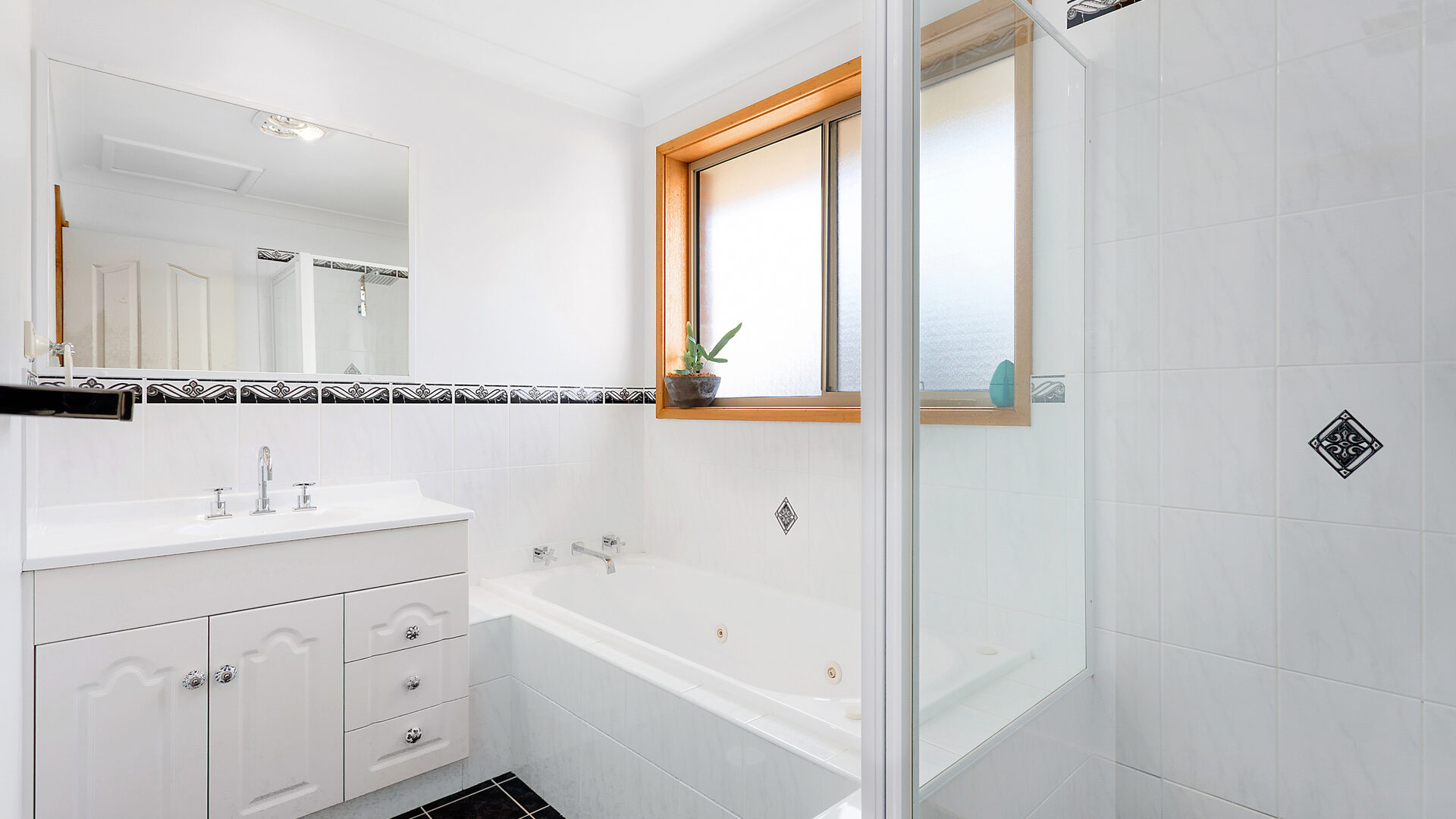 Sold - 2/11 McCauley Street - New Property in Thirroul - Real Estate by Vanessa Denison-Pender
