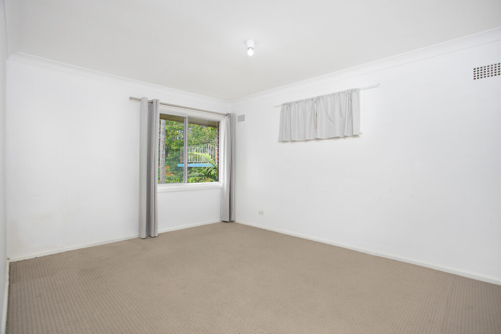 Sold - 9 Deborah Avenue - New Property in Thirroul - Real Estate by Laurie Johnston