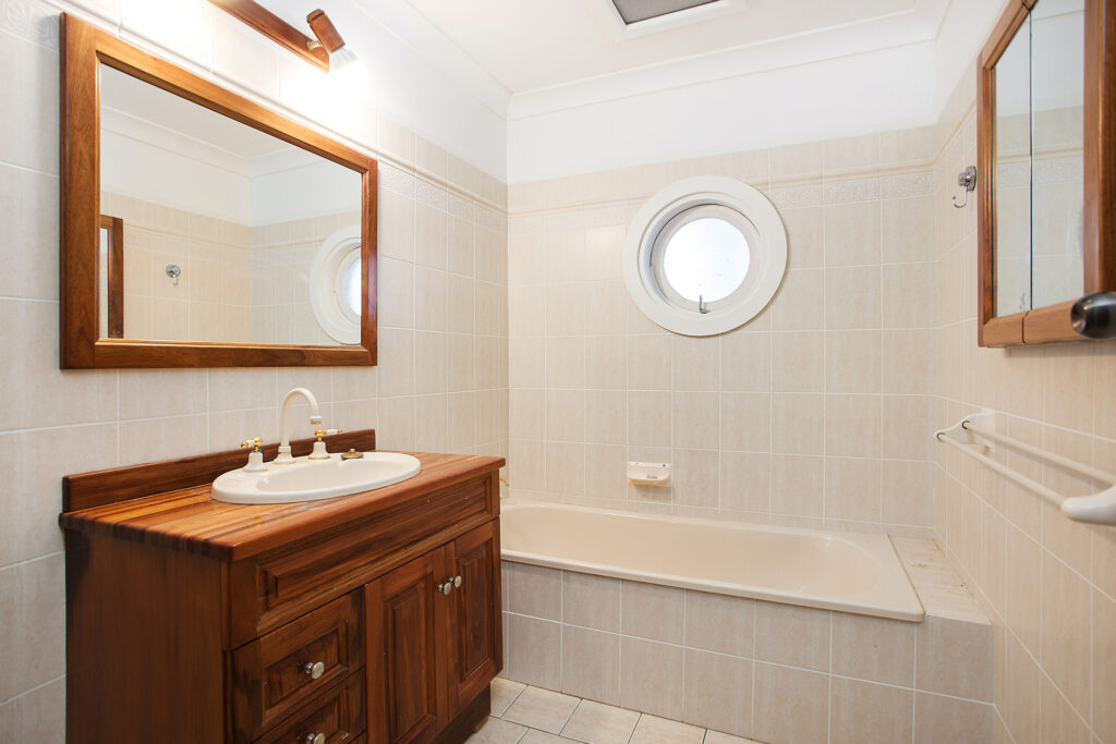 Sold - 9 Deborah Avenue - New Property in Thirroul - Real Estate by Laurie Johnston