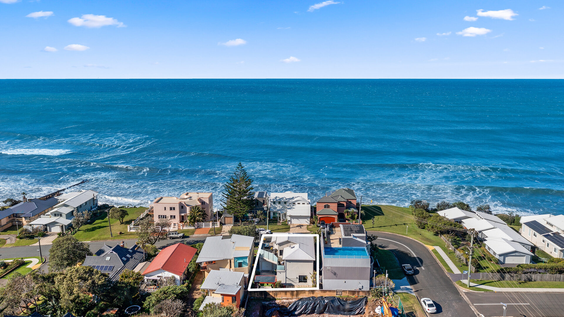 Sold - 4 Cliff Parade - New Property in Thirroul - Real Estate by Vanessa Denison-Pender
