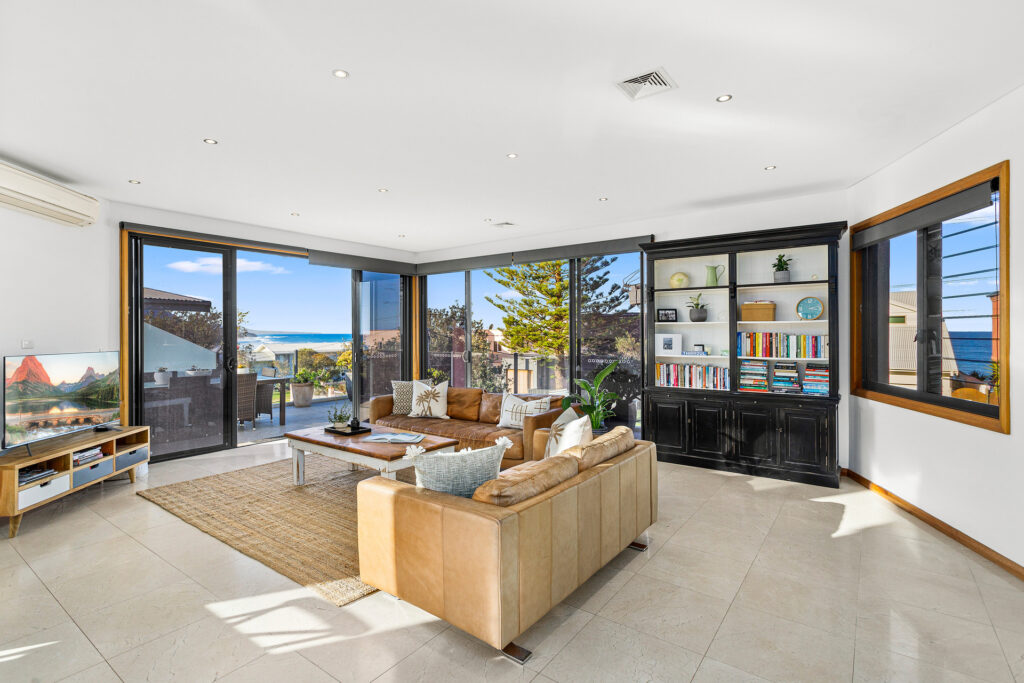 Sold - 4 Cliff Parade - New Property in Thirroul - Real Estate by Vanessa Denison-Pender