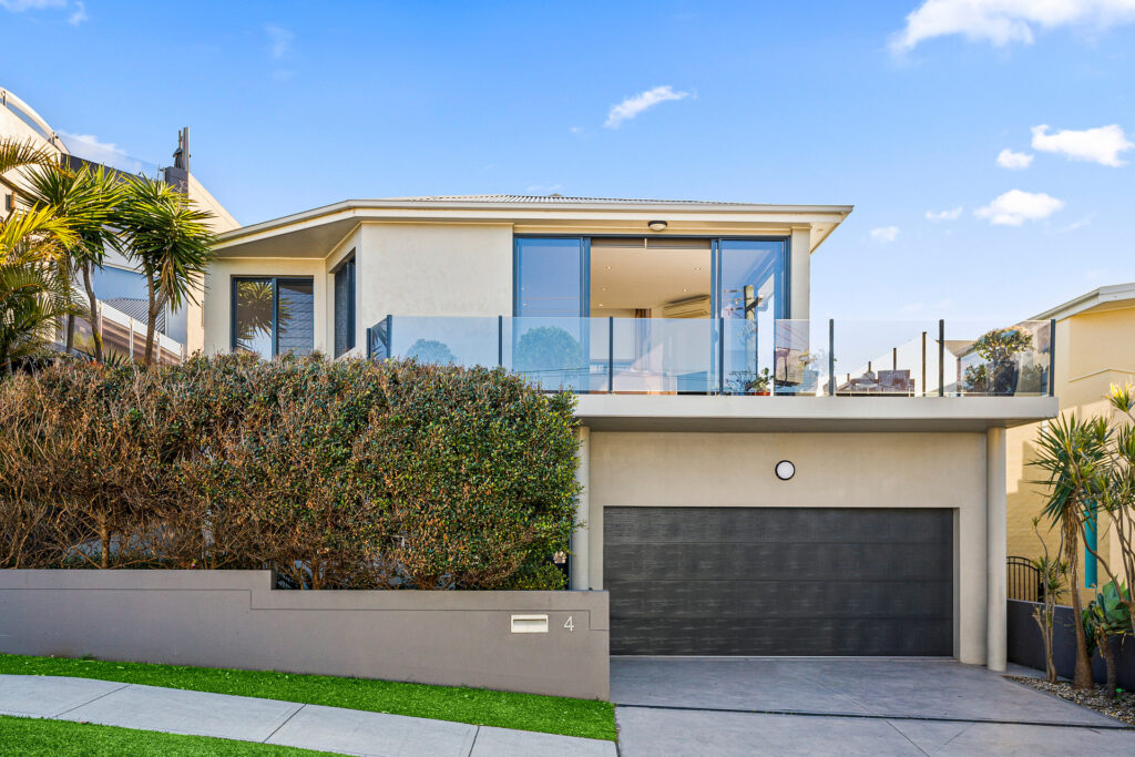 Sold - 4 Cliff Parade - New Property in Thirroul - Real Estate by Vanessa Denison-Pender