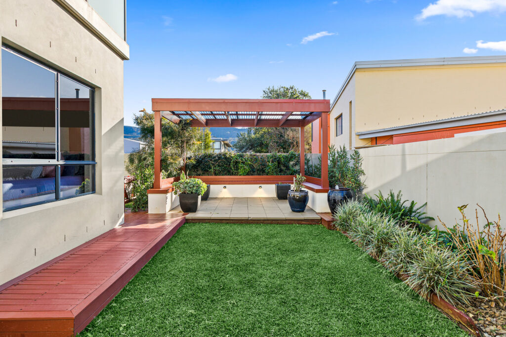 Sold - 4 Cliff Parade - New Property in Thirroul - Real Estate by Vanessa Denison-Pender