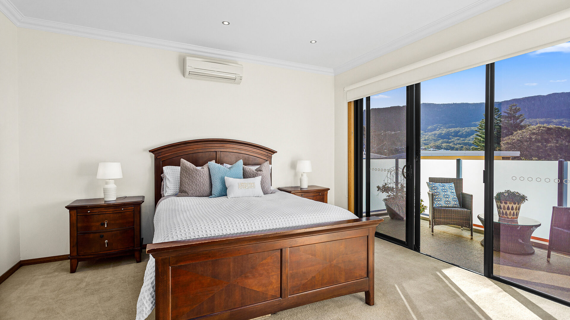 Sold - 4 Cliff Parade - New Property in Thirroul - Real Estate by Vanessa Denison-Pender