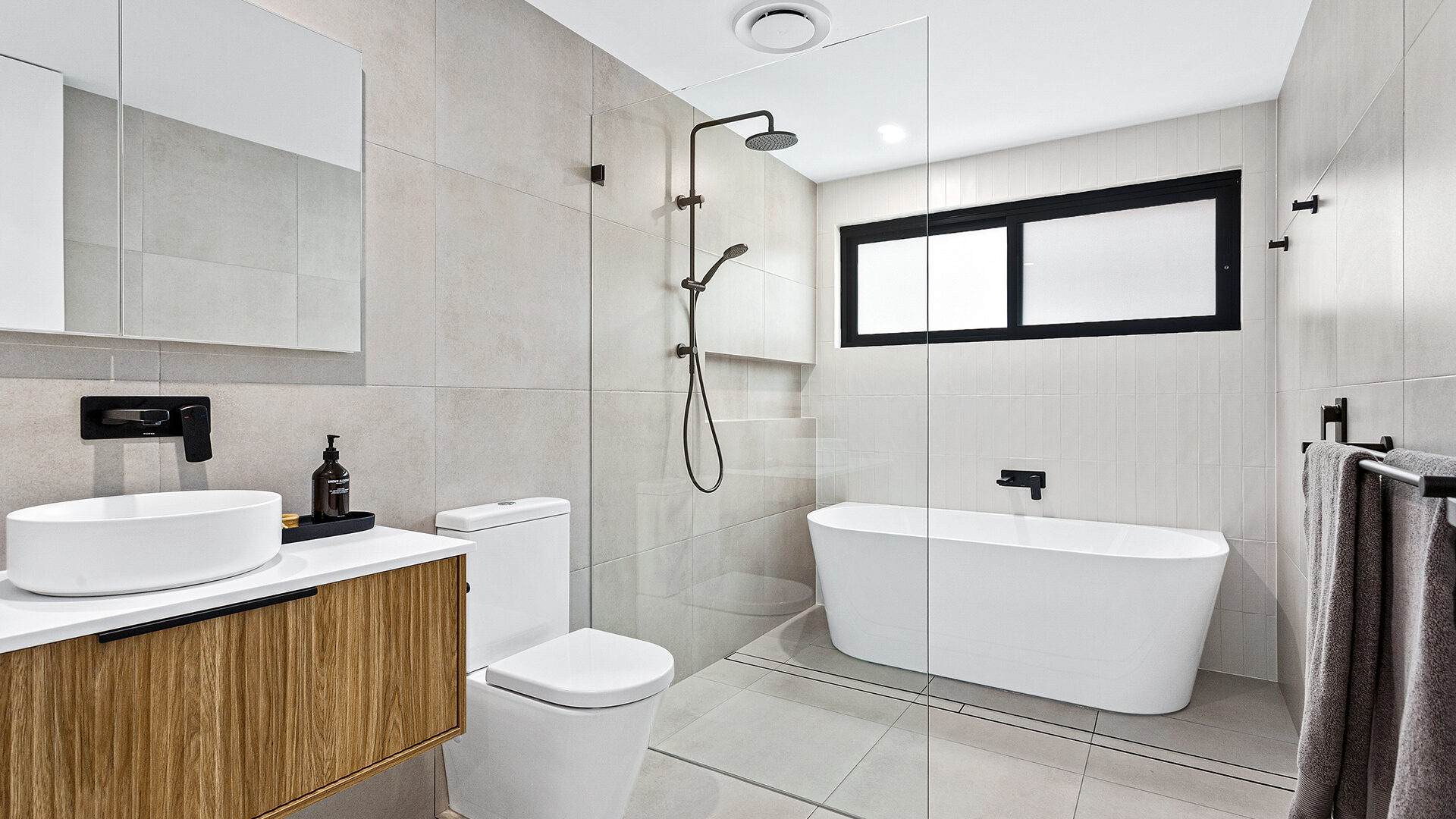 Sold - 6B Hewitts Avenue - New Property in Thirroul - Real Estate by Vanessa Denison-Pender