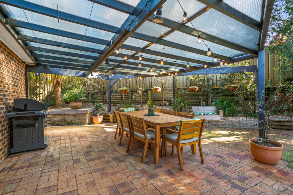 Sold - 7 Marlen Place - New Property in Woonona - Real Estate by Vanessa Denison-Pender