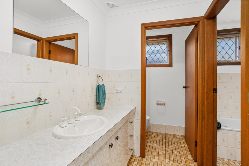 Sold - 7 Marlen Place - New Property in Woonona - Real Estate by Vanessa Denison-Pender