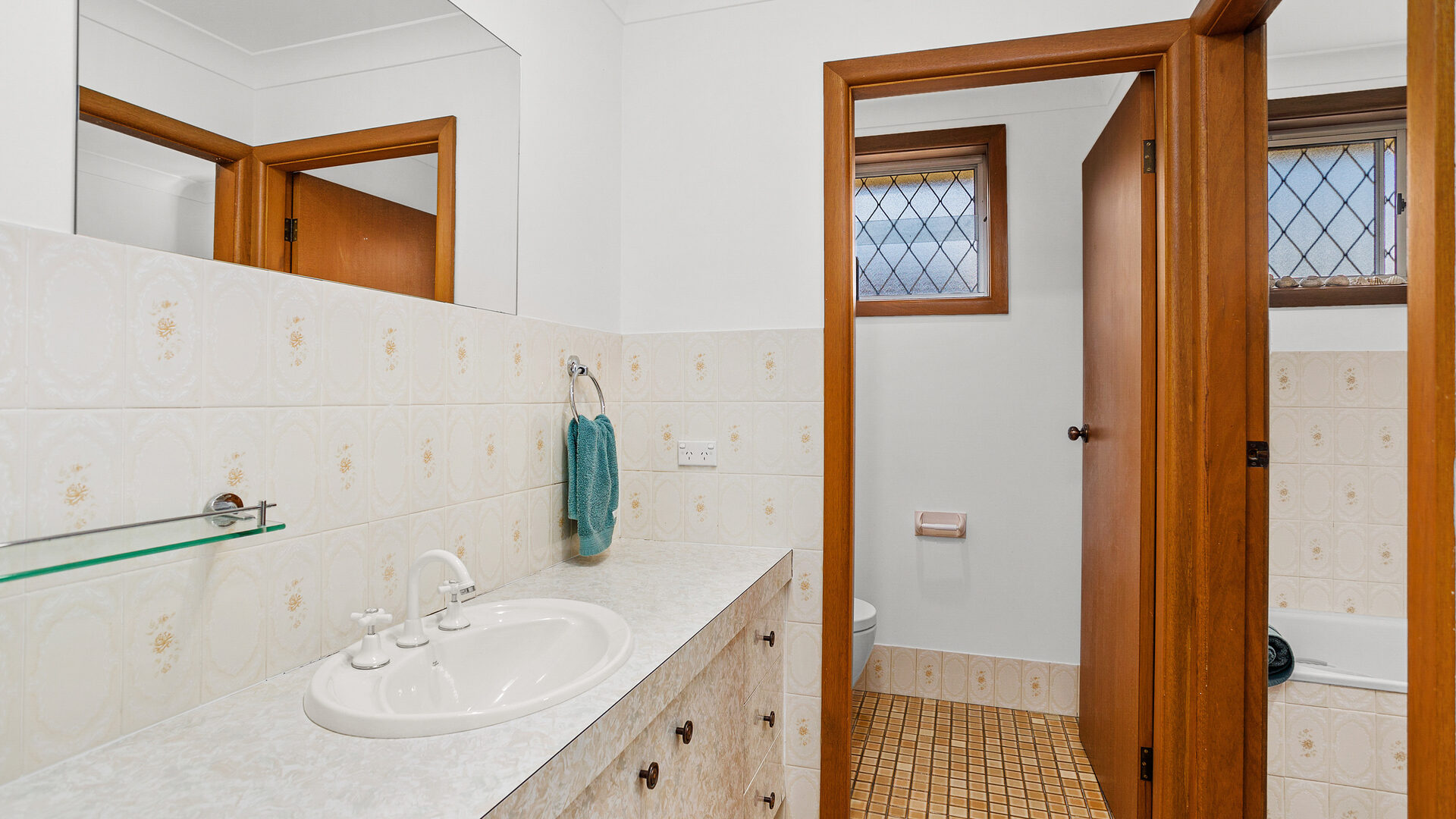 Sold - 7 Marlen Place - New Property in Woonona - Real Estate by Vanessa Denison-Pender