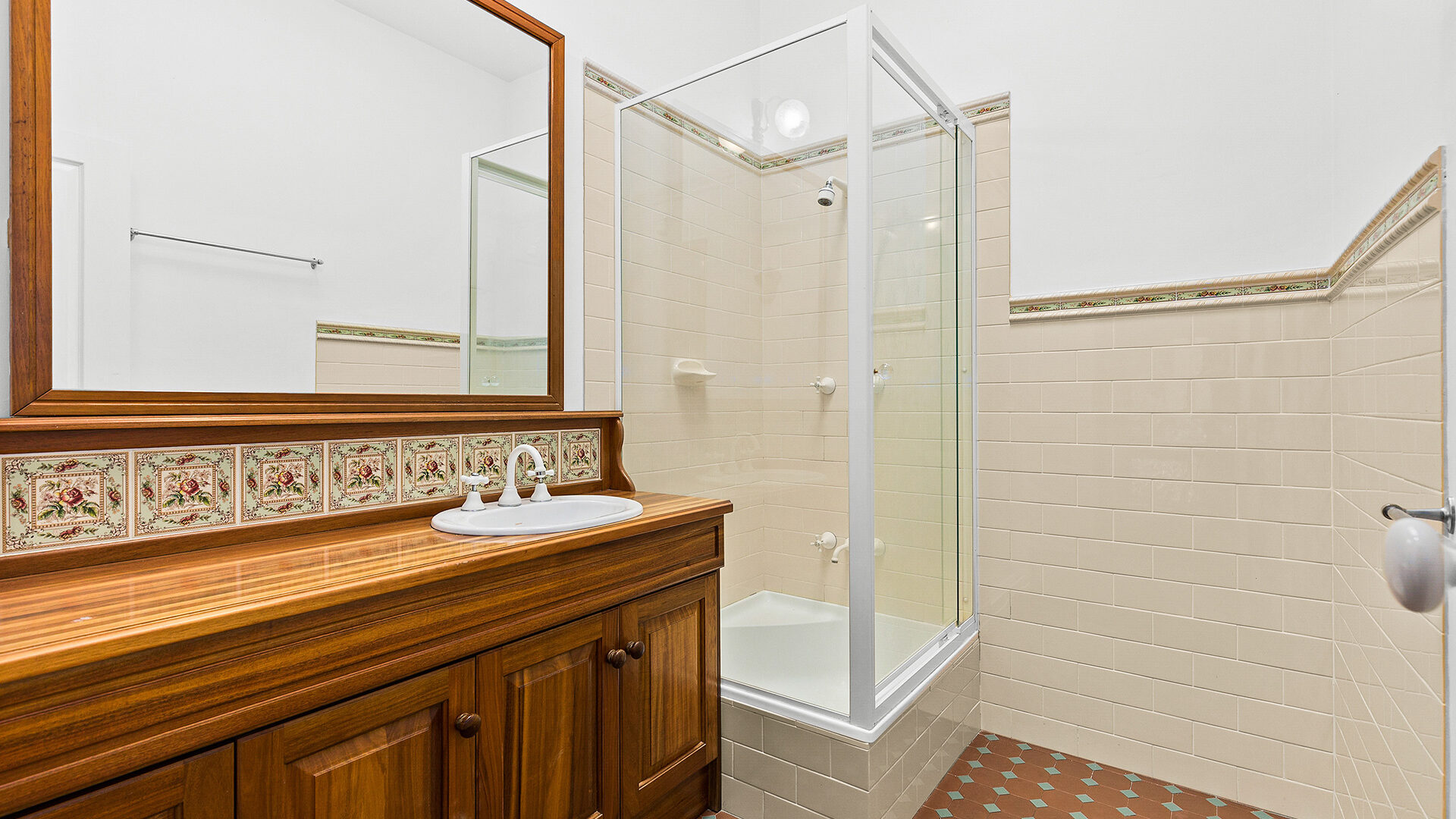Sold - 39 Fords Road - New Property in Thirroul - Real Estate by Laurie Johnston