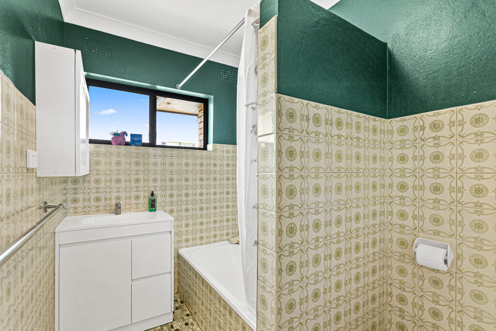 Sold - 2/70 Church Street - New Property in Wollongong - Real Estate by Laurie Johnston