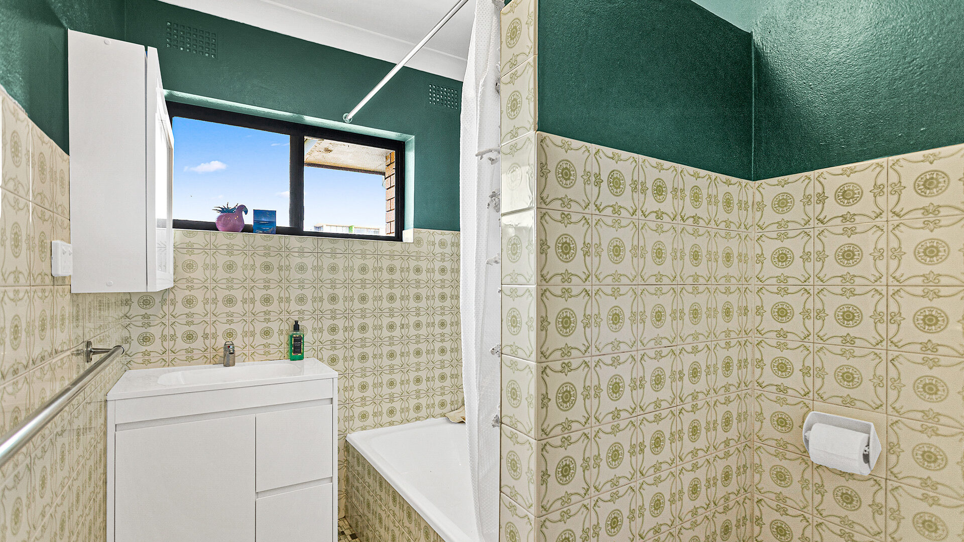 Sold - 2/70 Church Street - New Property in Wollongong - Real Estate by Laurie Johnston