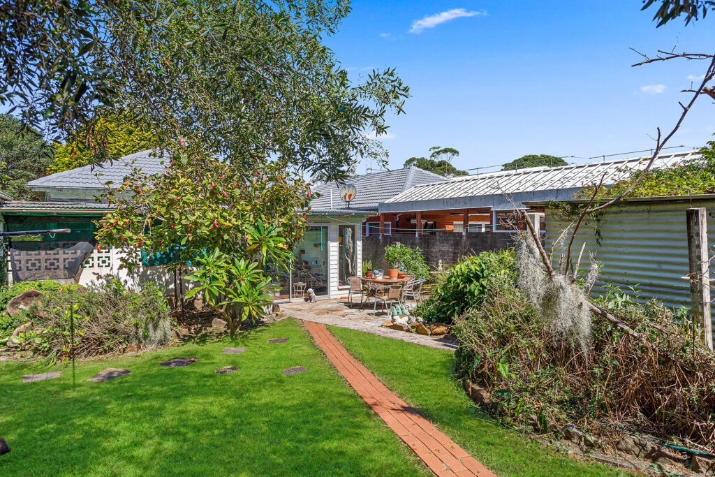 Sold - 56 Redman Avenue - New Property in Thirroul - Real Estate by Vanessa Denison-Pender