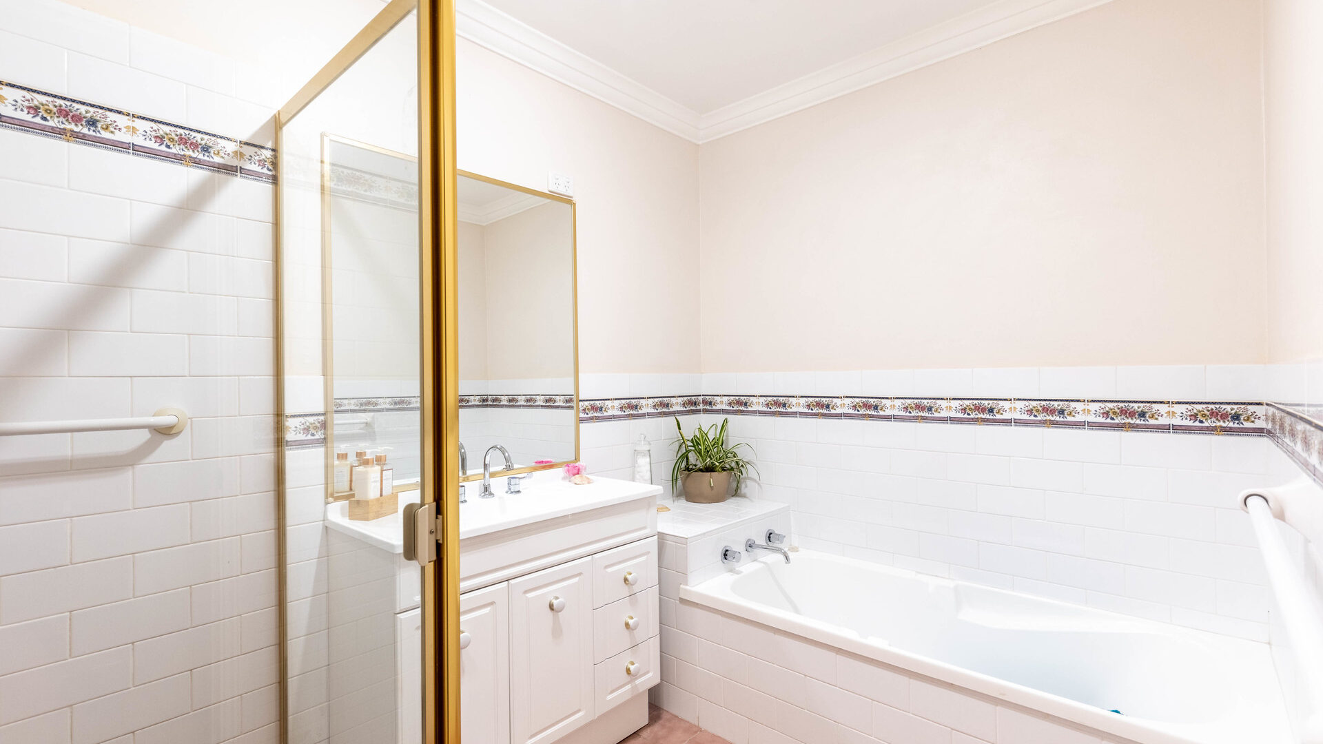 Sold - 2/5-9 Keira Street - New Property in Tarrawanna - Real Estate by Vanessa Denison-Pender
