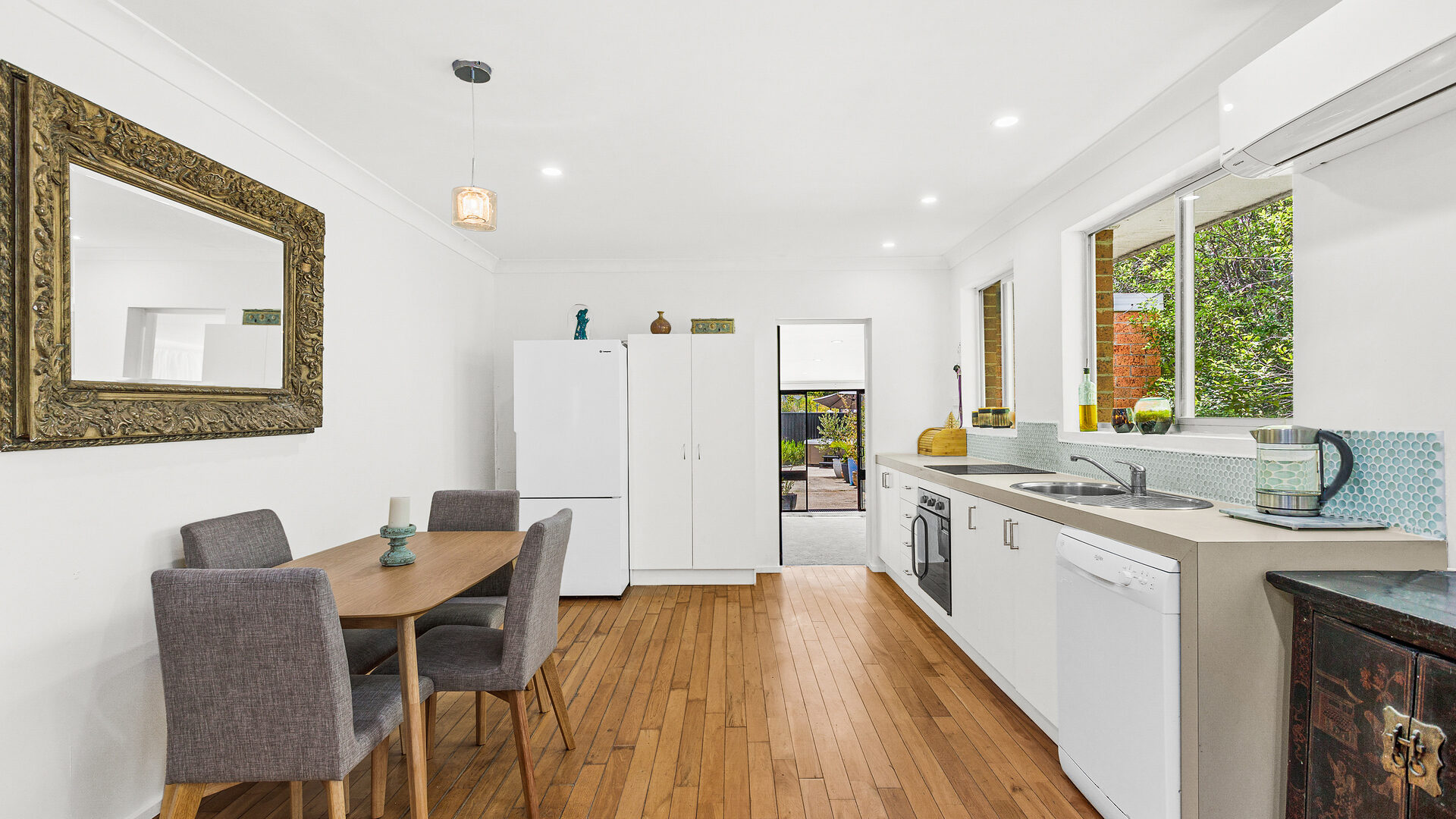 Sold - 2/2 Redman Avenue - New Property in Thirroul - Real Estate by Vanessa Denison-Pender