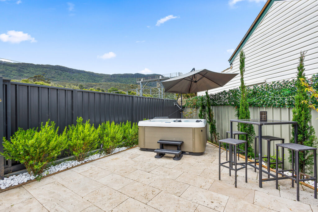Sold - 2/2 Redman Avenue - New Property in Thirroul - Real Estate by Vanessa Denison-Pender