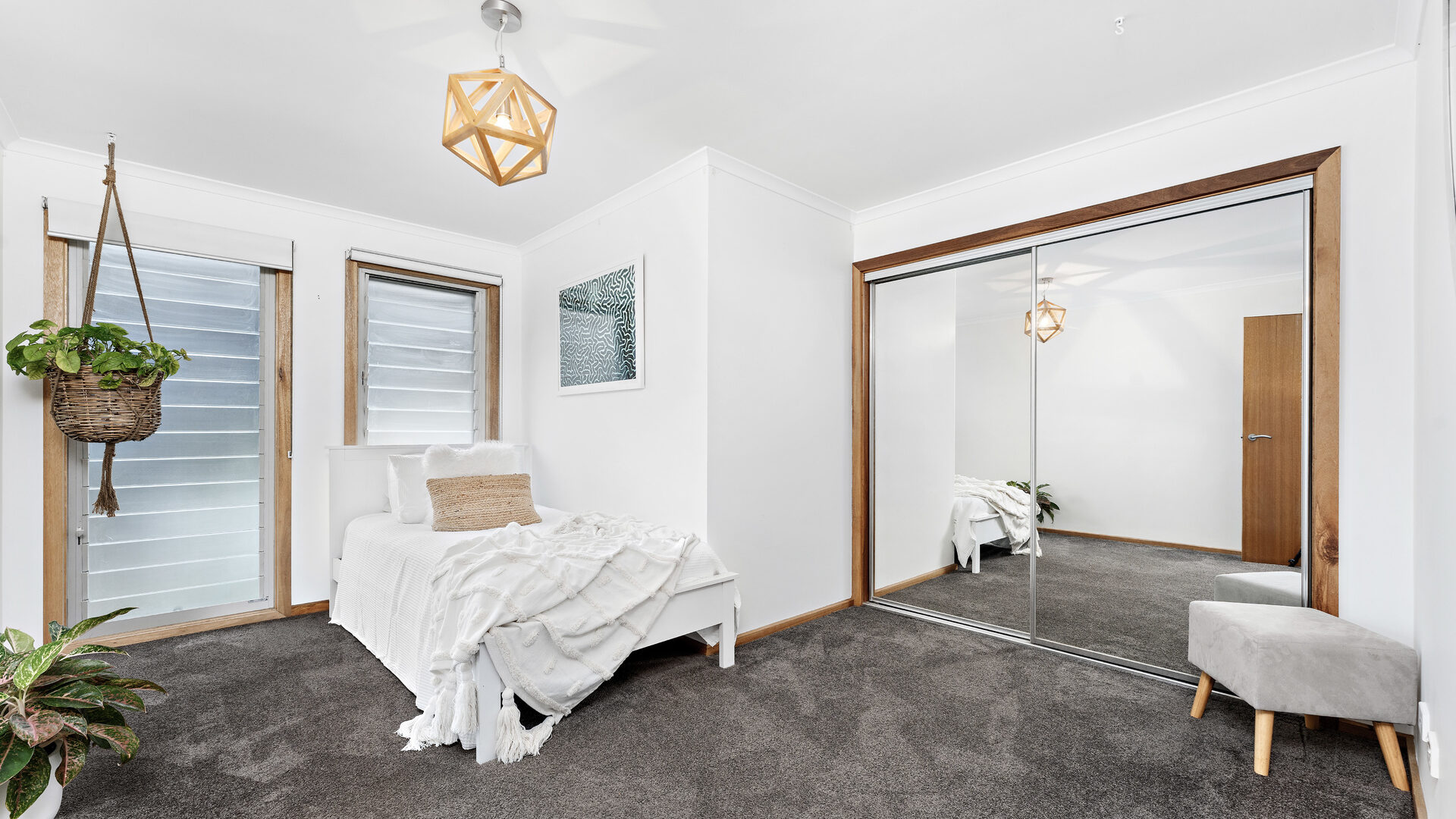 Sold - 11 Mountain Road - New Property in Austinmer - Real Estate by Vanessa Denison-Pender