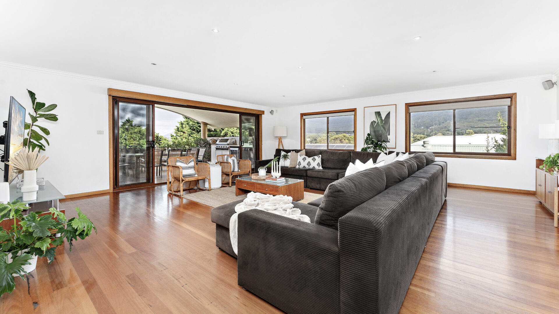 Sold - 11 Mountain Road - New Property in Austinmer - Real Estate by Vanessa Denison-Pender