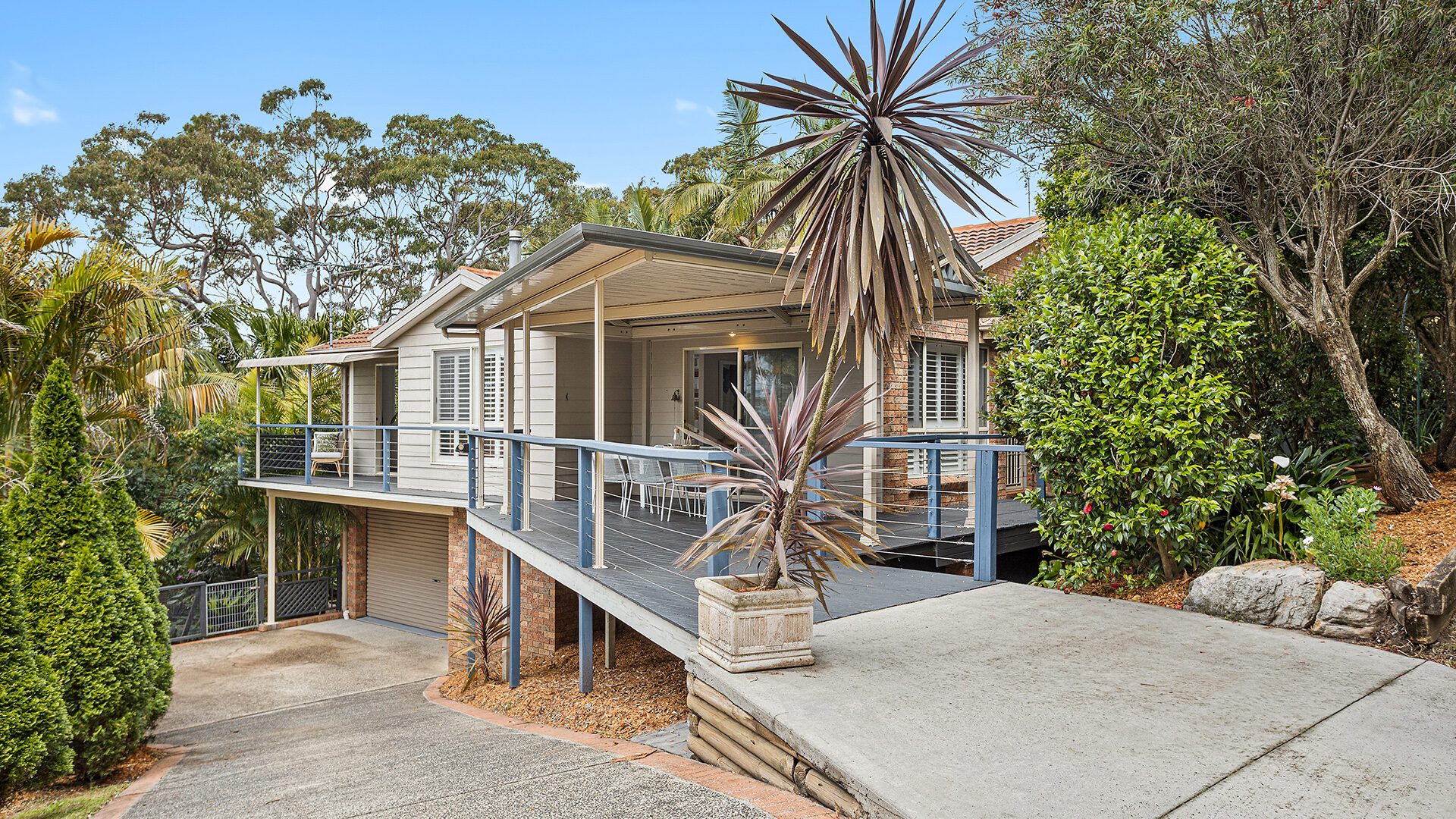 Sold - 5 Chadwick Grove - New Property in Helensburgh - Real Estate by Vanessa Denison-Pender