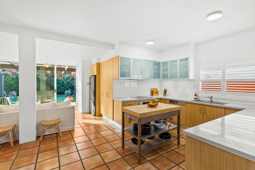 Sold - 16 Dorrigo Avenue - New Property in Woonona - Real Estate by Vanessa Denison-Pender