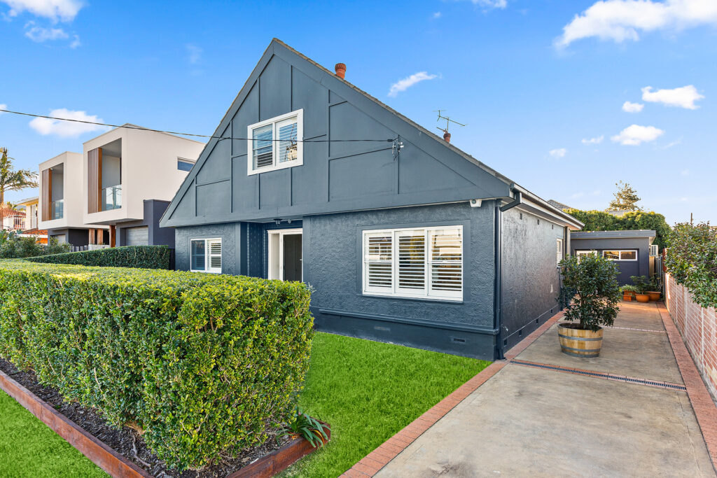 Sold - 16 Dorrigo Avenue - New Property in Woonona - Real Estate by Vanessa Denison-Pender