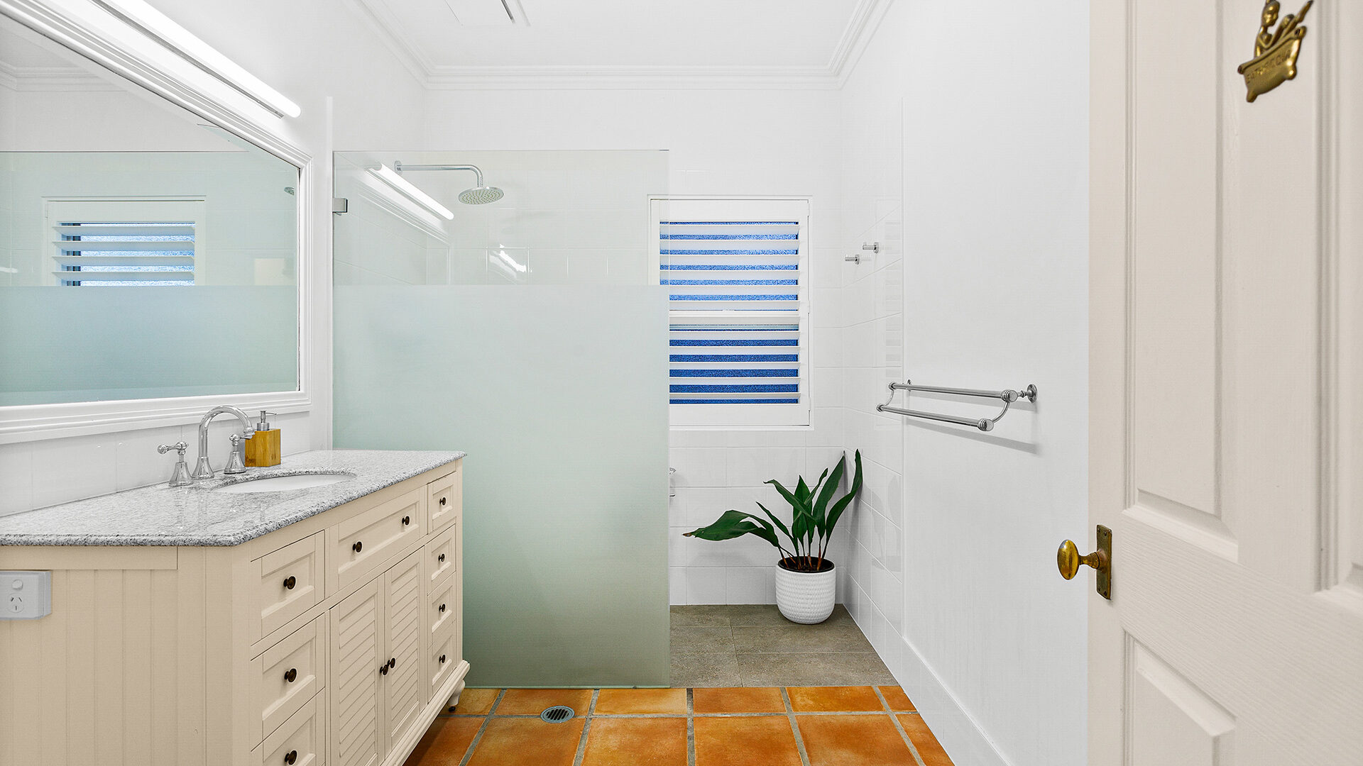 Sold - 16 Dorrigo Avenue - New Property in Woonona - Real Estate by Vanessa Denison-Pender