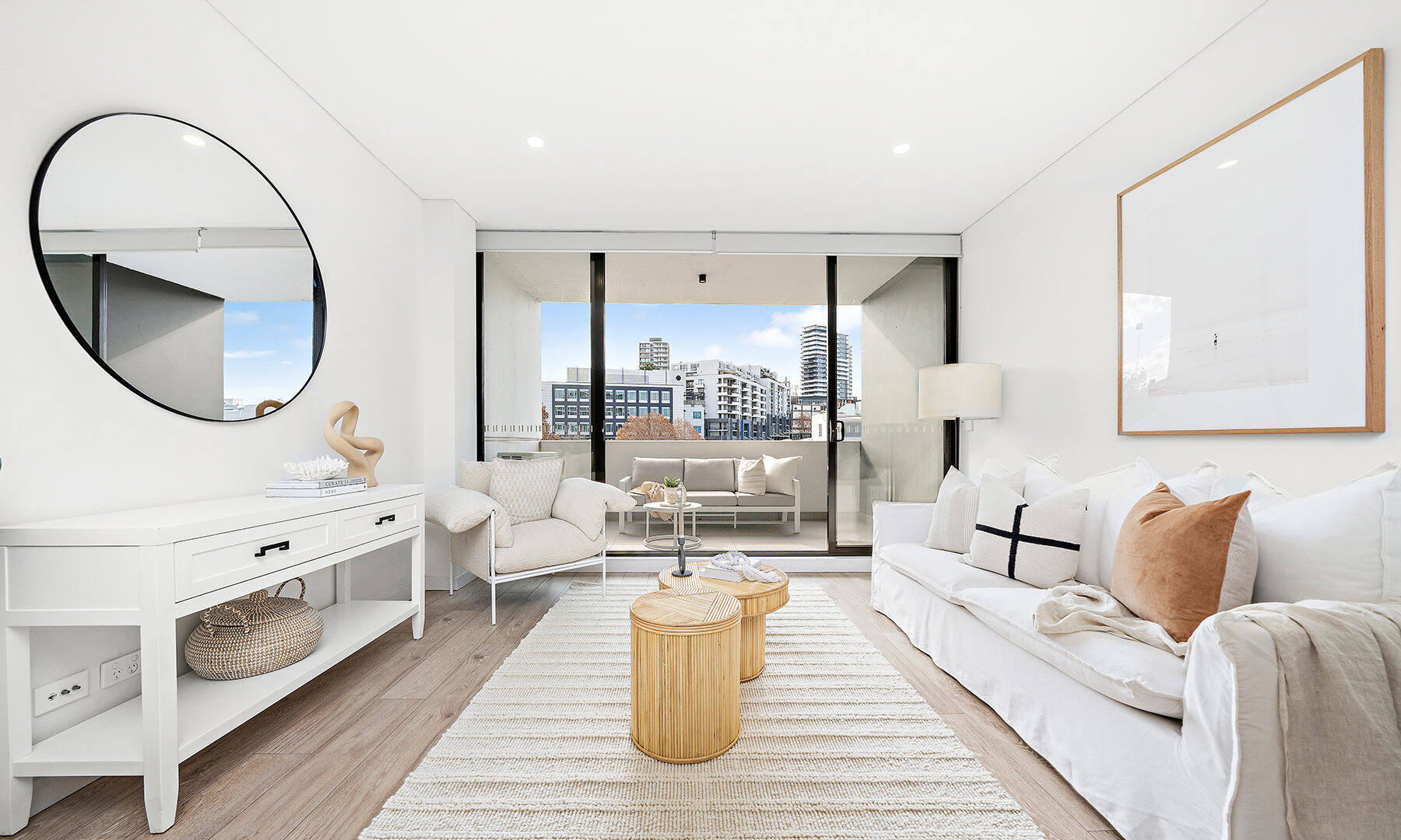 212/14 Auburn Street, Wollongong NSW 2500 - photo 2