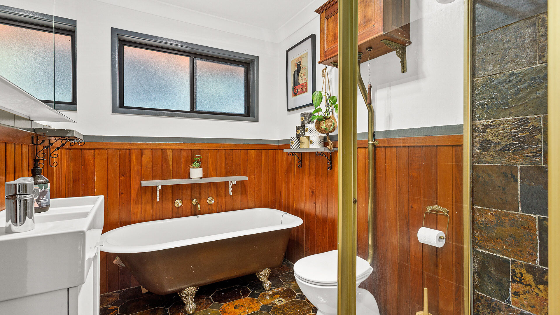 Sold - 25 Alanson Avenue - New Property in Bulli - Real Estate by 