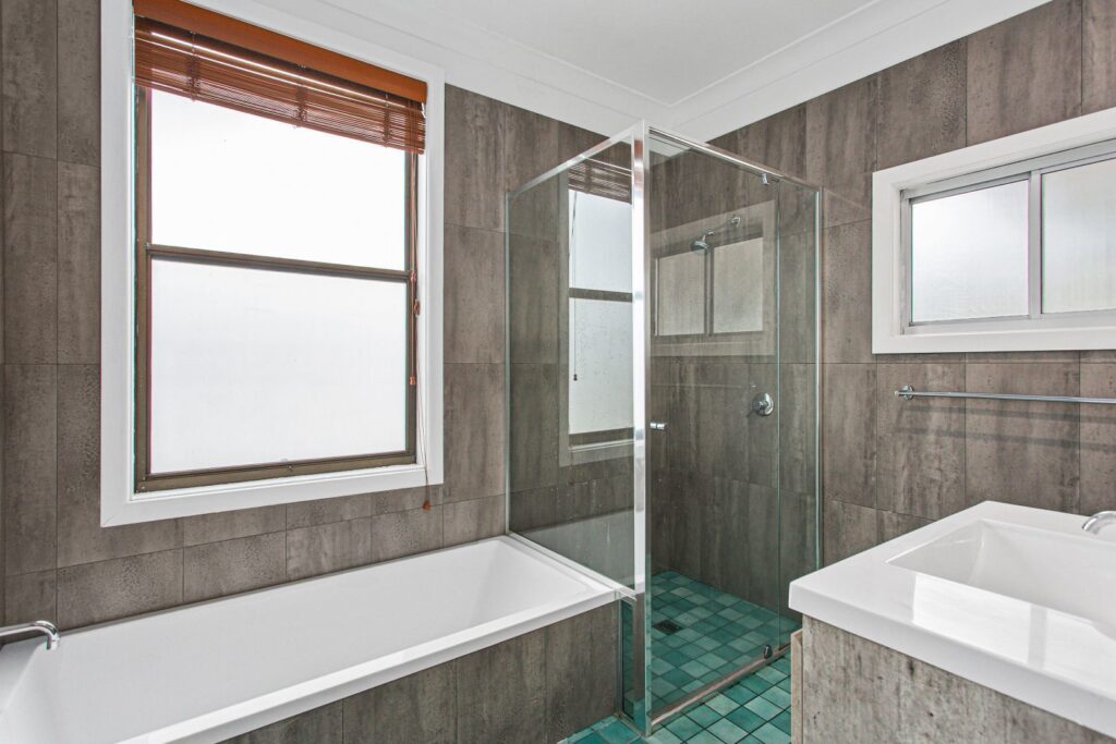 Sold - 39 The Esplanade - New Property in Thirroul - Real Estate by 